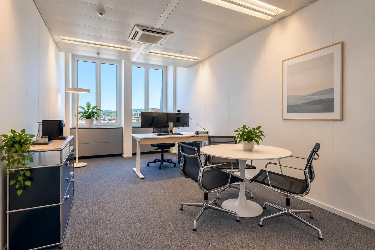 Private Office an der Landis + Gyr-Strasse 1 mit Besprechungstisch